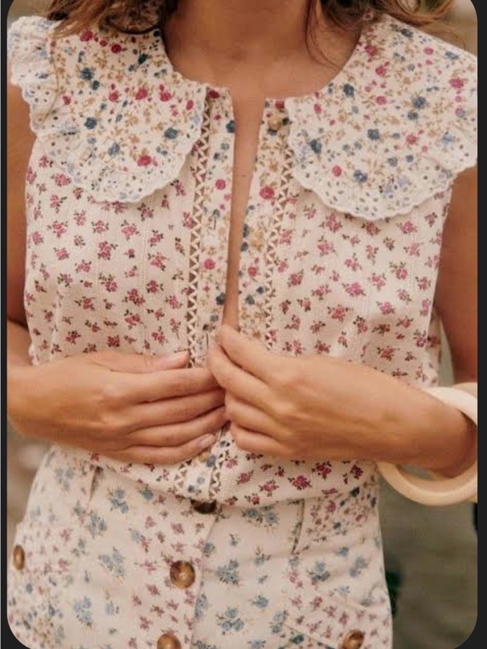 Sezane Susan blouse - Floral, sleeveless, collared top in size 36